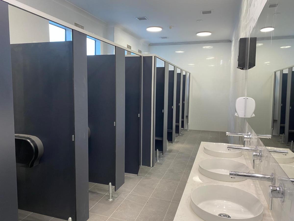 Coolangatta Sands Hotel Bagian luar foto