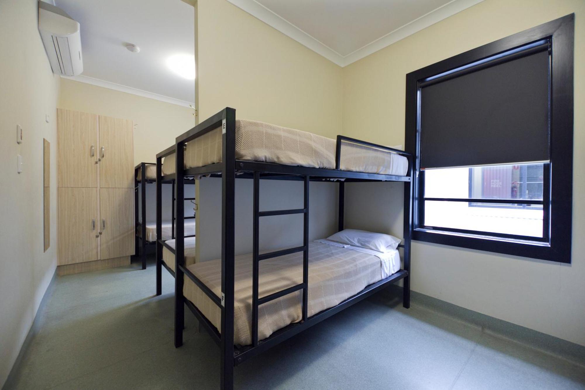 Coolangatta Sands Hotel Bagian luar foto