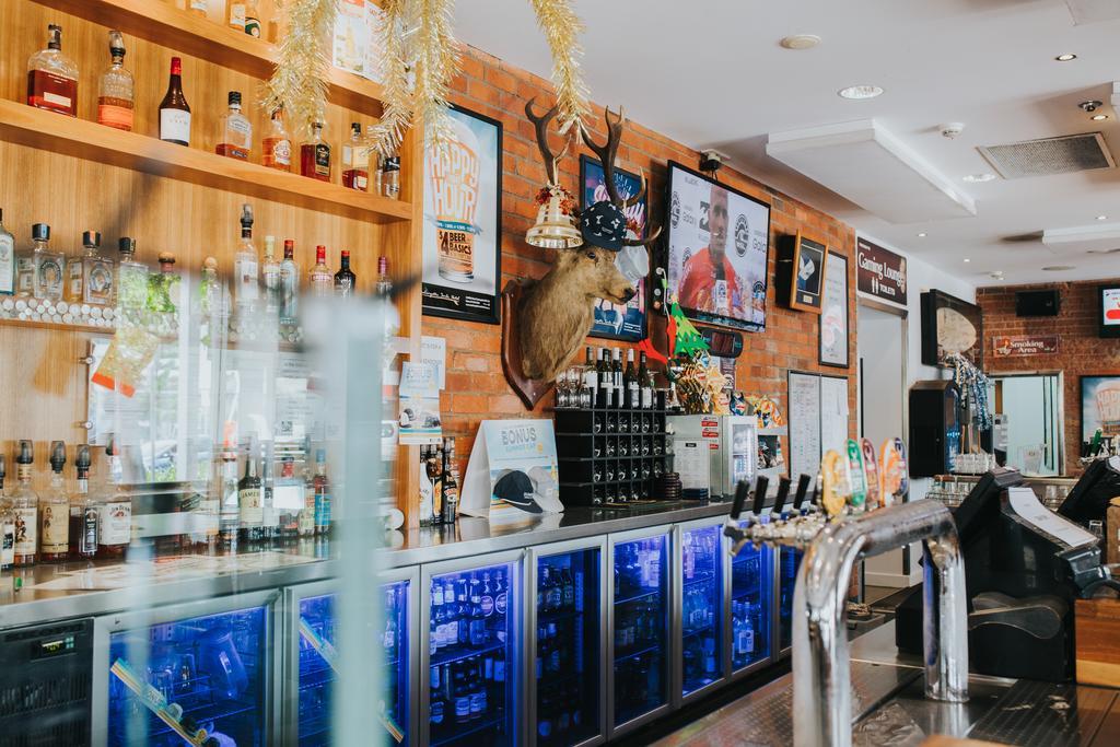Coolangatta Sands Hotel Bagian luar foto