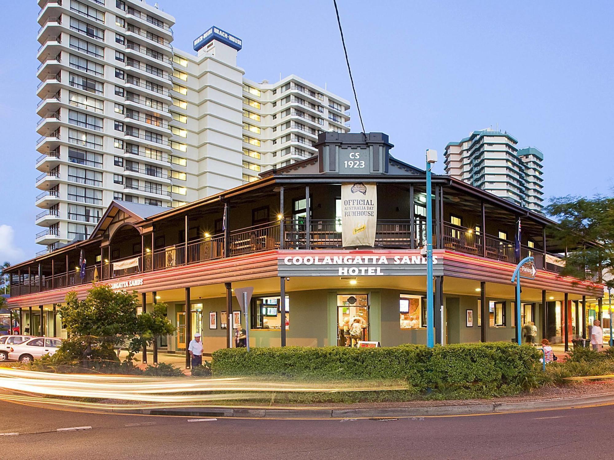 Coolangatta Sands Hotel Bagian luar foto