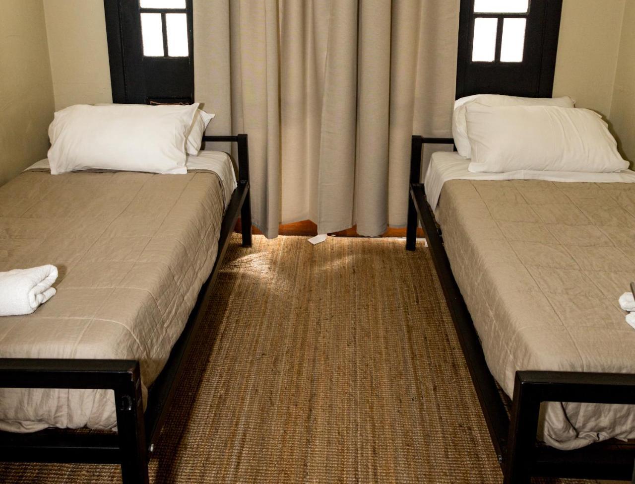 Coolangatta Sands Hotel Bagian luar foto