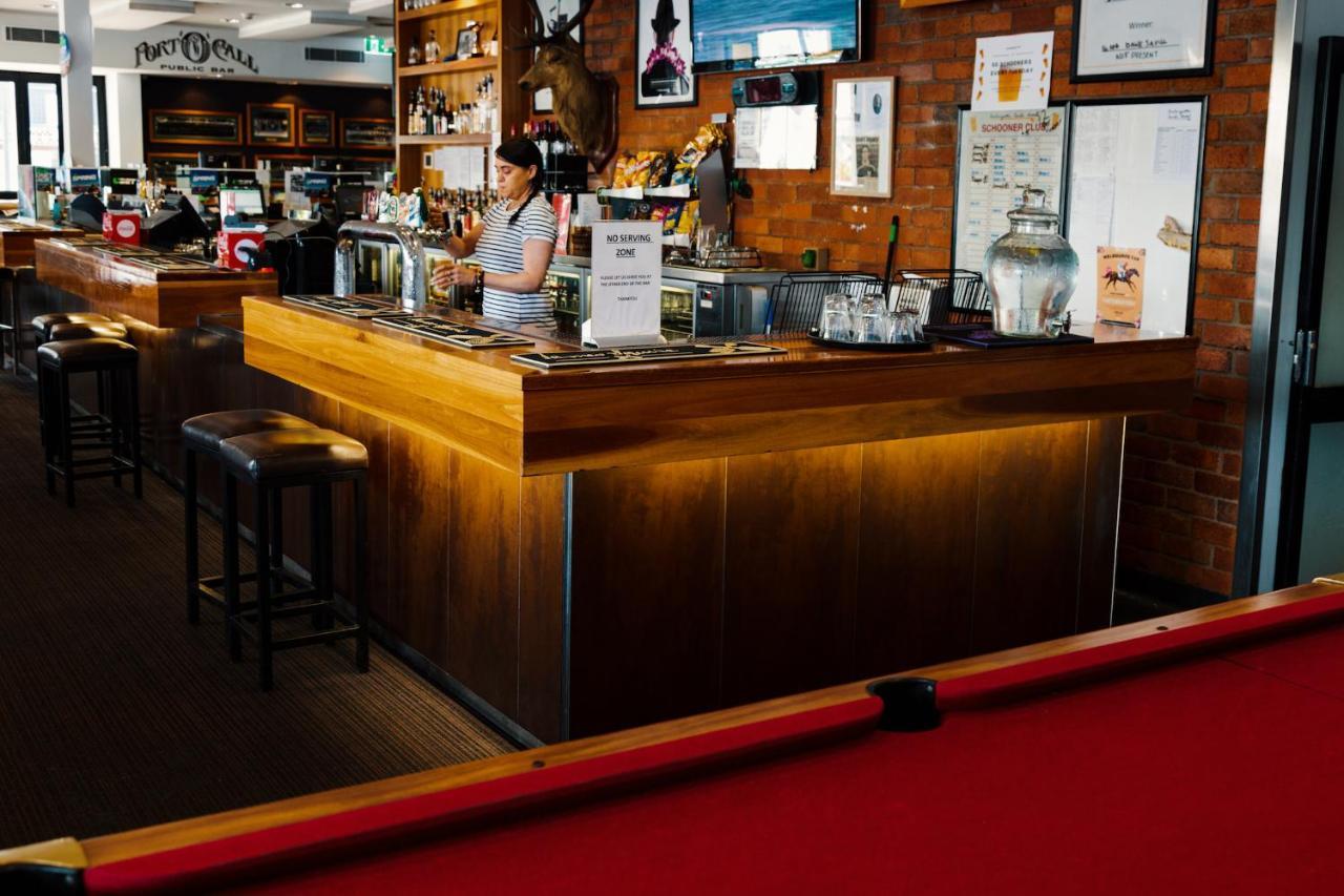 Coolangatta Sands Hotel Bagian luar foto