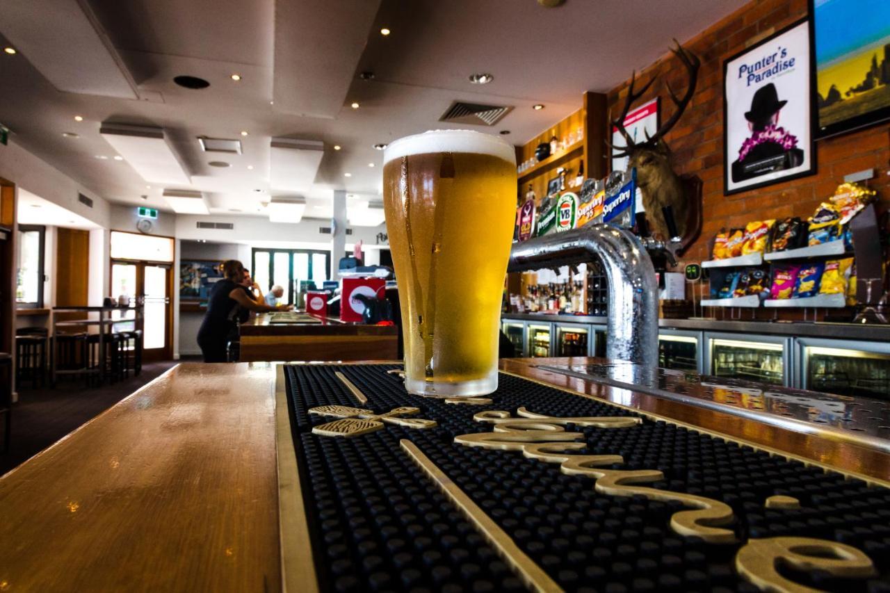 Coolangatta Sands Hotel Bagian luar foto